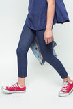 G3259 MID DENIM Denim Stretch Leggings Pose Side