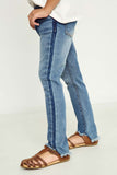 G4289-MID DENIM Stone Wash Frayed Ankle Jeans Alternate Angle