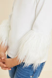 G4476-OFF WHITE Fur Sleeve Long Sleeve Top Sleeve Detail