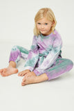 GY2072 Sage Girls Tie-Dye Knit Joggers Pose